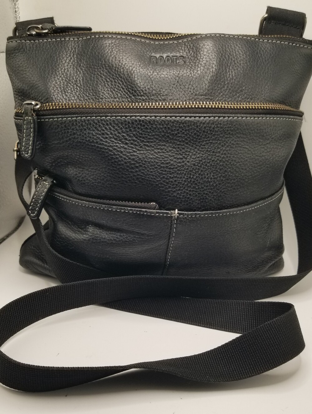 Roots Leather & Nylon Crossbody Messenger Bag Black